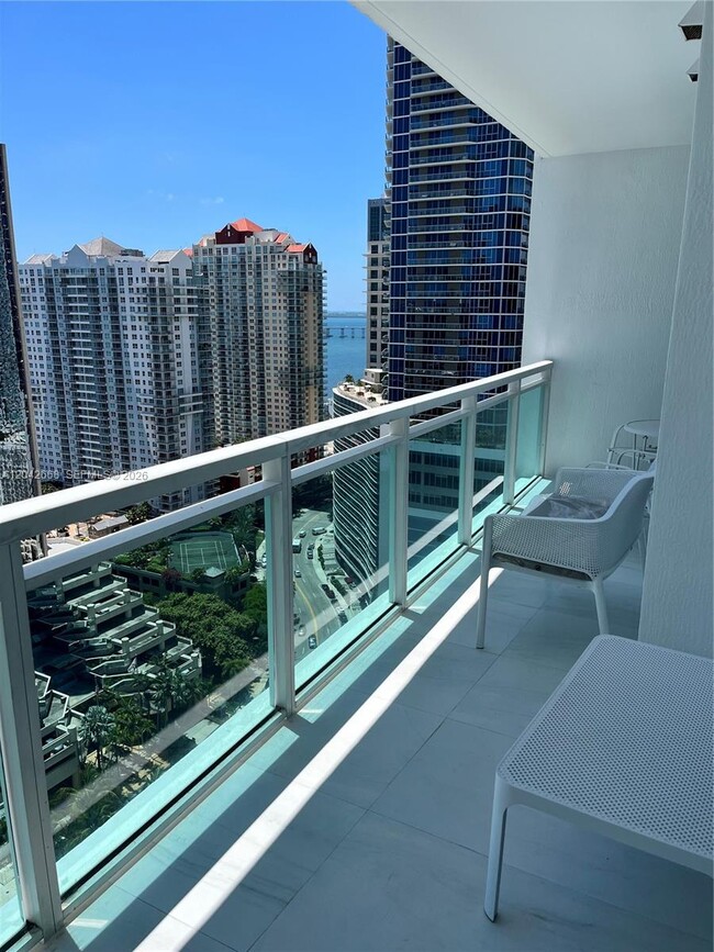 Building Photo - 951 Brickell Ave