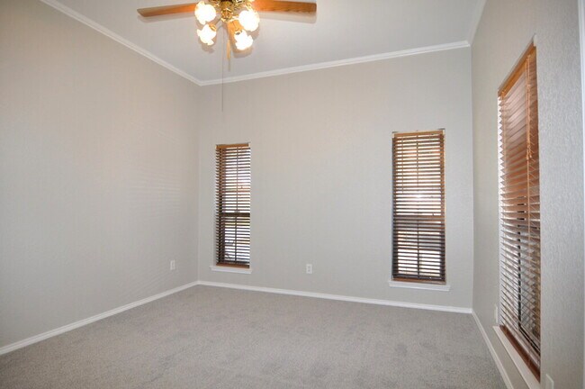 Building Photo - "Adorable 2-1 Duplex with Character, Comfort, and Charm!"