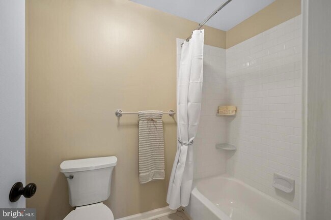 Building Photo - 5471 Harris Farm Ln