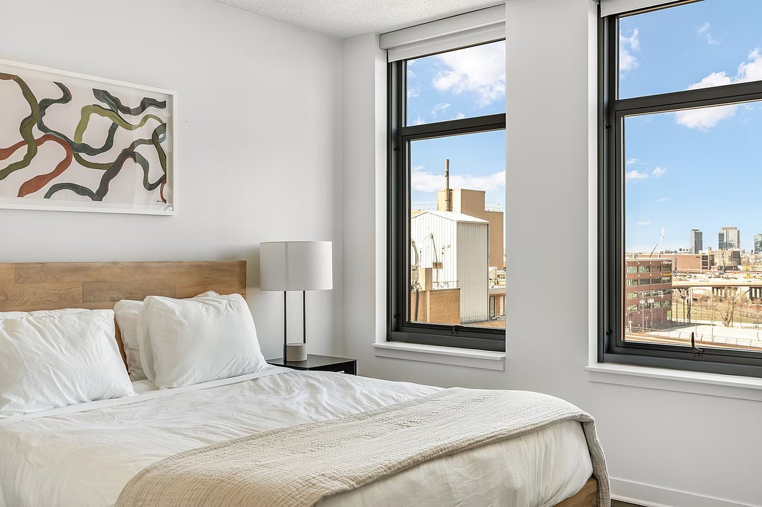 Building Photo - 659 W Kinzie St