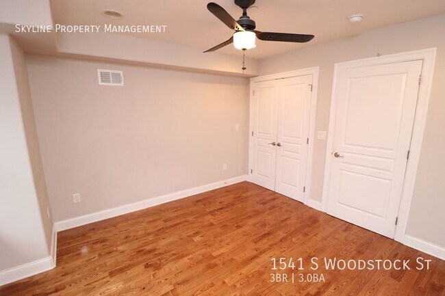 Building Photo - 1541 S Woodstock St