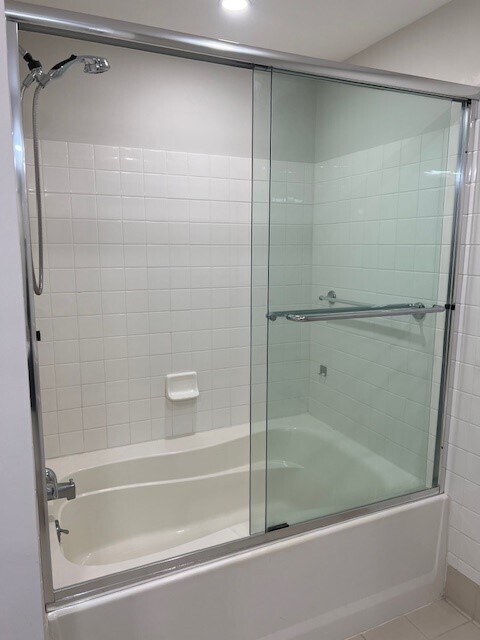 glass shower - 300 Mamaroneck Ave