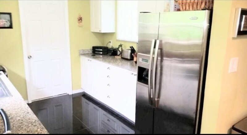 Building Photo - 1826 Biarritz Dr