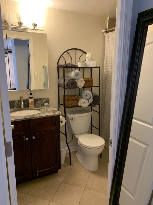 Building Photo - 4180.5 N Marine Dr