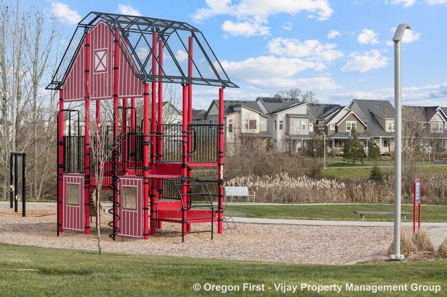 Building Photo - 3662 SE 67th Ave