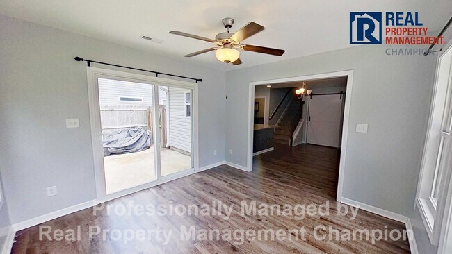 Building Photo - Perfect 3 BD 2 BA Home Just Minutes from MCAS Cherry Point