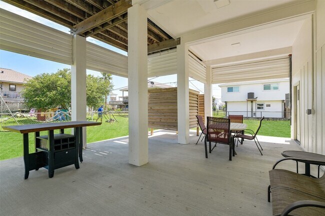 Building Photo - 4006 Fort Bend Dr