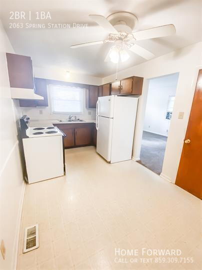 Building Photo - 2063 Spring Station Dr