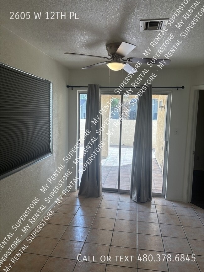 Building Photo - 2605 W 12th Pl