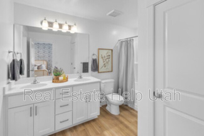 Building Photo - 281 W 1150 N