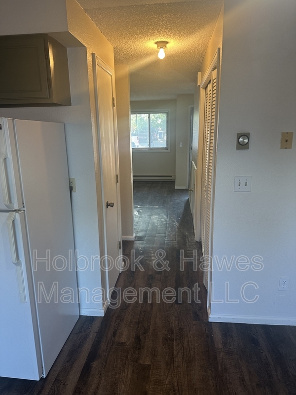 Building Photo - 4885 Basswood Dr