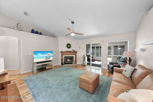 Building Photo - 2389 Glade Springs Dr