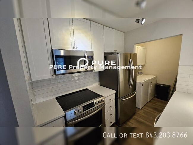 Building Photo - 50% off One Months Rent! Sign a Lease by 1...