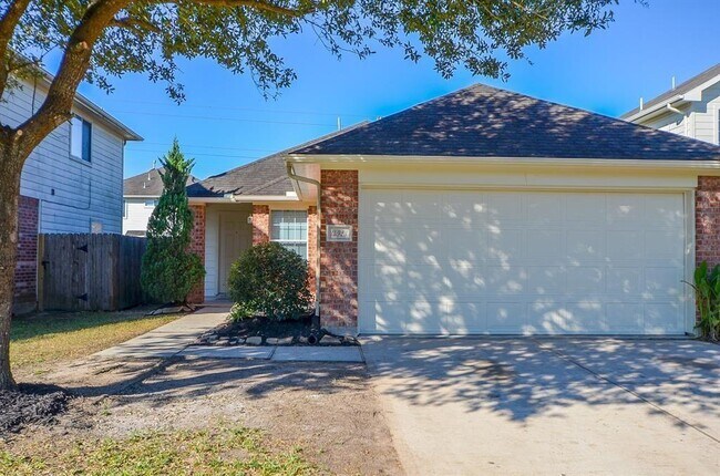 Primary Photo - 14923 Sunset Bay Ct