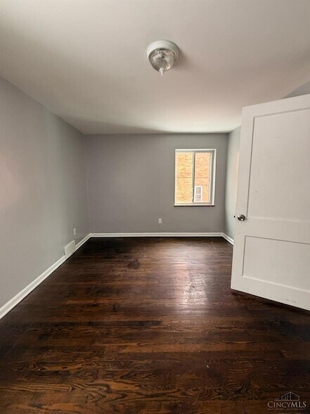 Building Photo - 5401 Newfield Ave