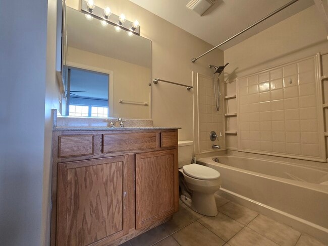 Building Photo - 552 Richard Brown Blvd