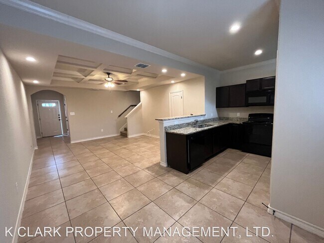 Building Photo - 3 br, 2.5 bath House - 6019 KARLY WAY #103