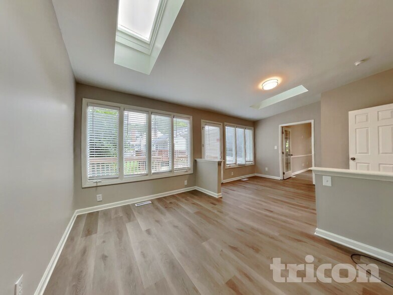 Building Photo - 2309 Pastille Ln