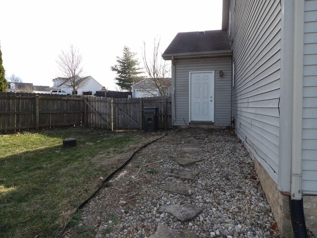 Building Photo - 107 Shannon Ln