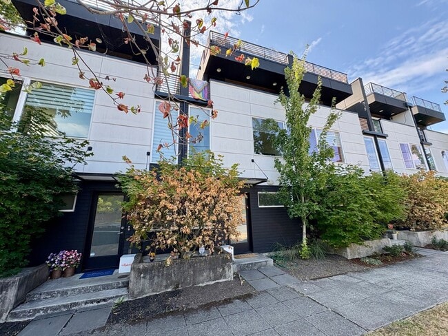 Primary Photo - Ballard Townhome