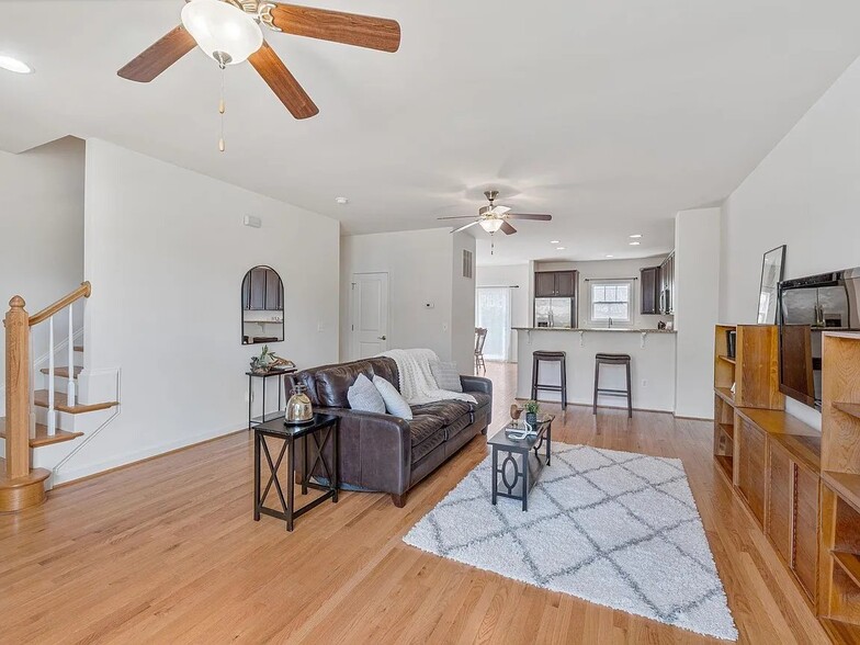 Building Photo - 1254 Haden Pl