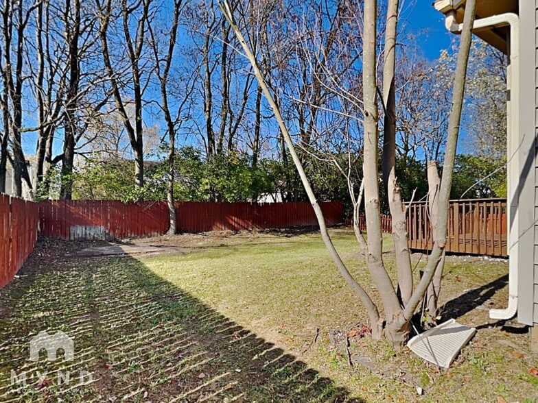 Building Photo - 5746 Prestonwood Dr