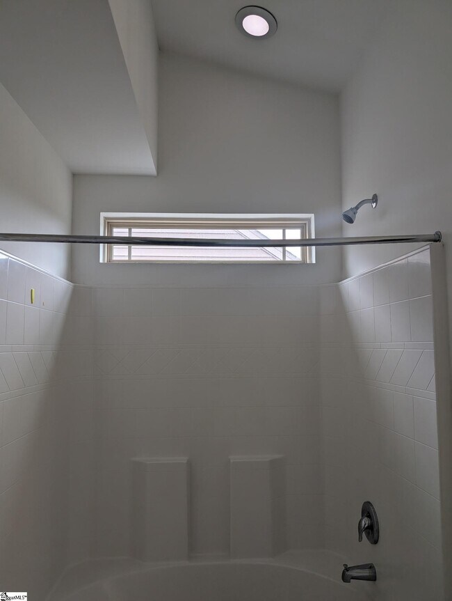 Building Photo - 212 Werninger Ct