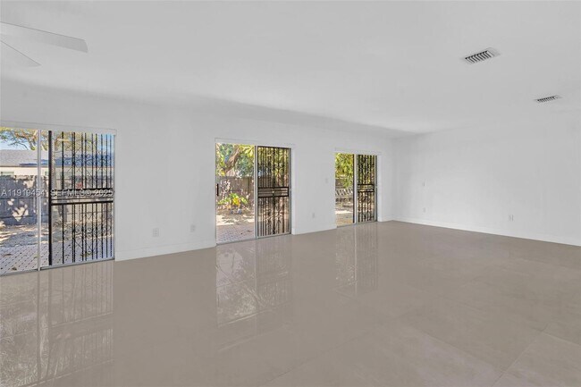 Building Photo - 13011 SW 80th St