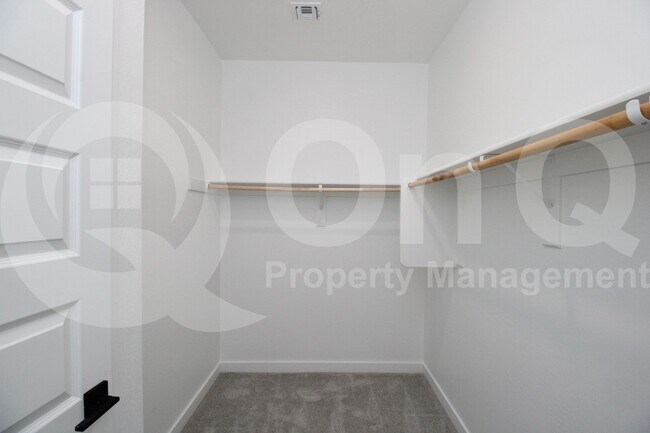 Building Photo - 9420 E Supernova Dr