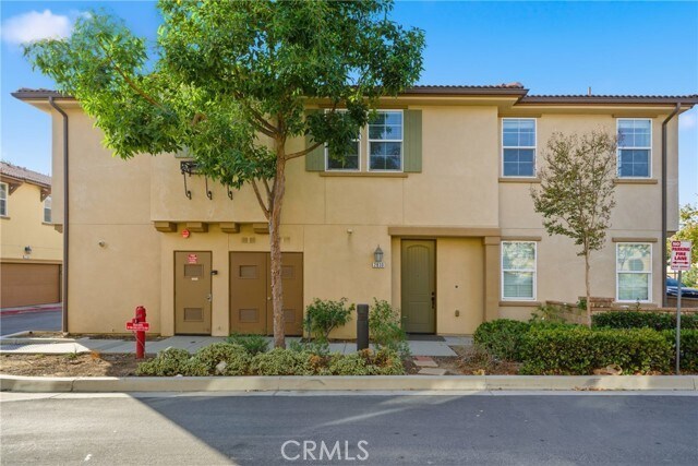 Building Photo - 2830 E Via Fiano
