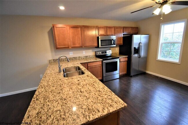 Building Photo - 425 Marlowe Cir