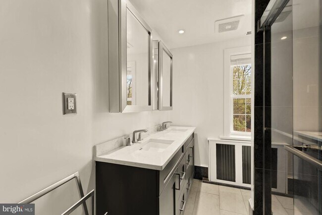 Building Photo - 7932 Orchid St NW