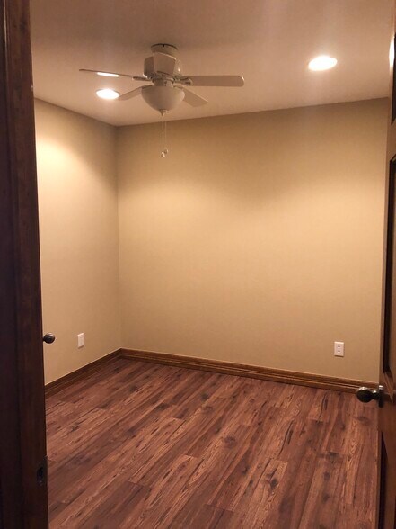 Building Photo - 23225 Bay Oaks Ave
