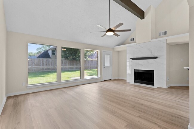 Building Photo - 4930 Northfork Dr