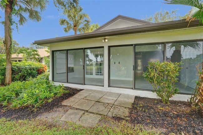 Building Photo - 3821 Arelia Dr
