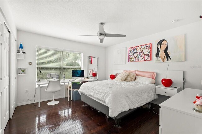 Building Photo - 10148 Malpas Point