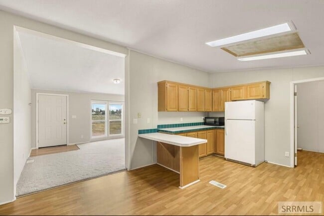 Building Photo - Stunning St. Anthoney Home: Recently Remod...
