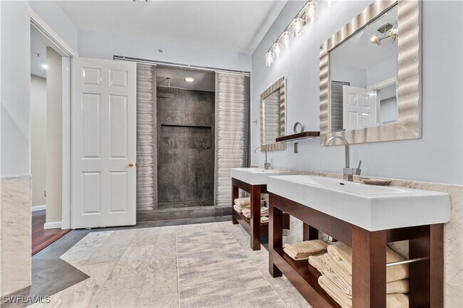 Building Photo - 1845 Les Chateaux Blvd