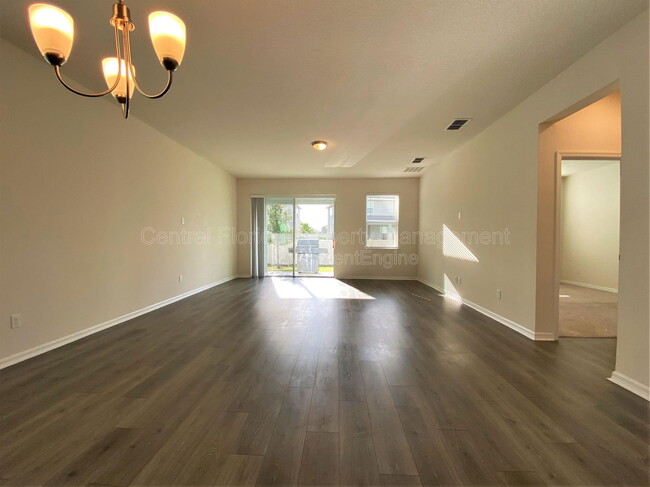 Building Photo - 12040 Ryegrass Trail