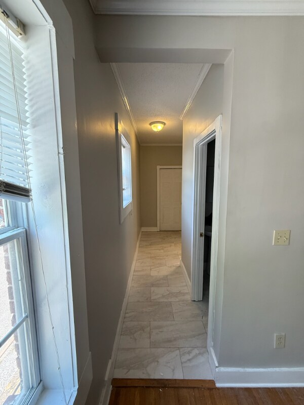 Building Photo - 2030 Emoriland Blvd