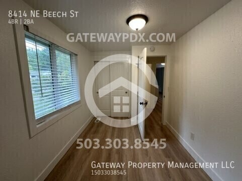Building Photo - 8414 NE Beech St