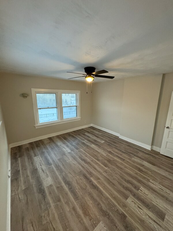 Building Photo - 517 Huffman Ave