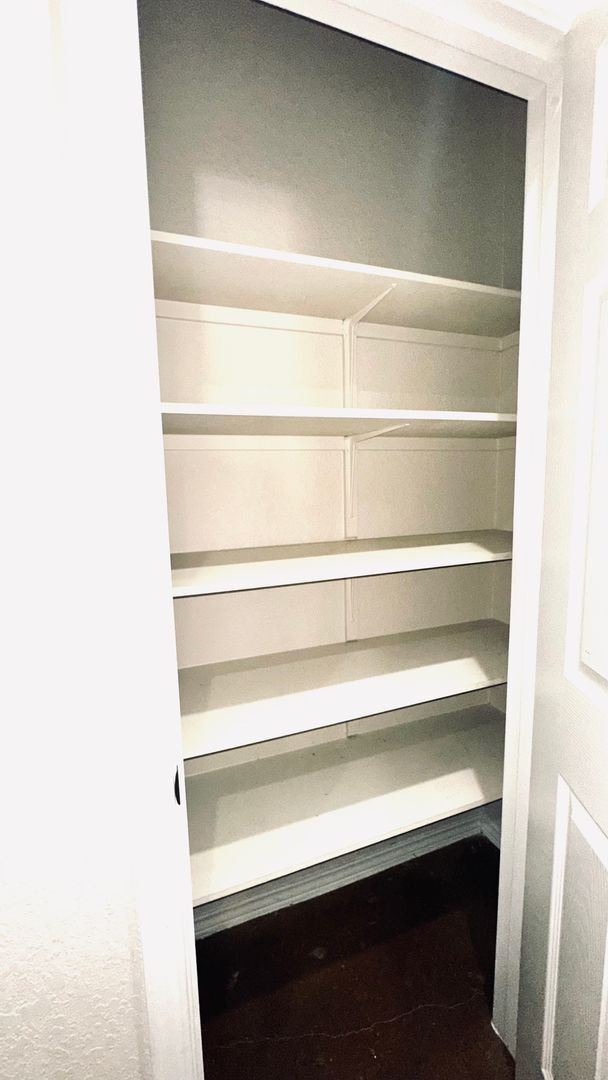 Building Photo - Beautiful 3 bedroom near Potranco!