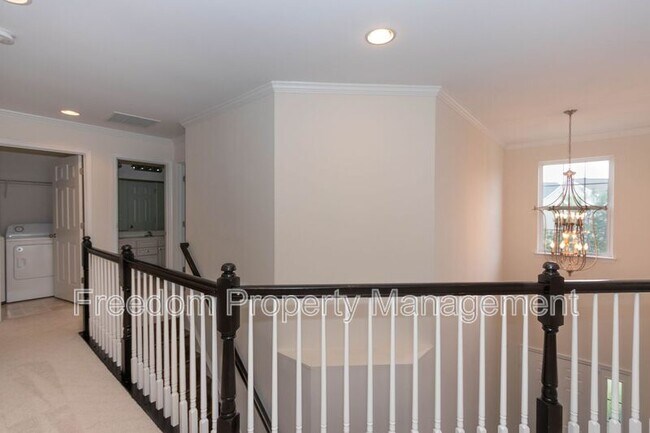 Building Photo - 4100 Presidential Hill Loop