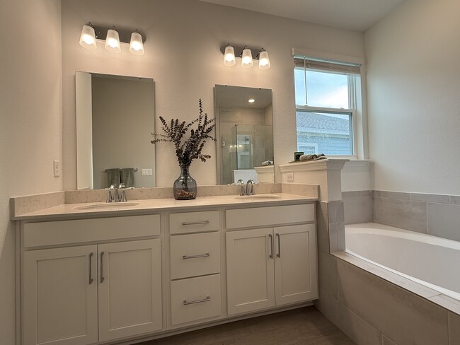 Building Photo - 76 Neighbor Ct