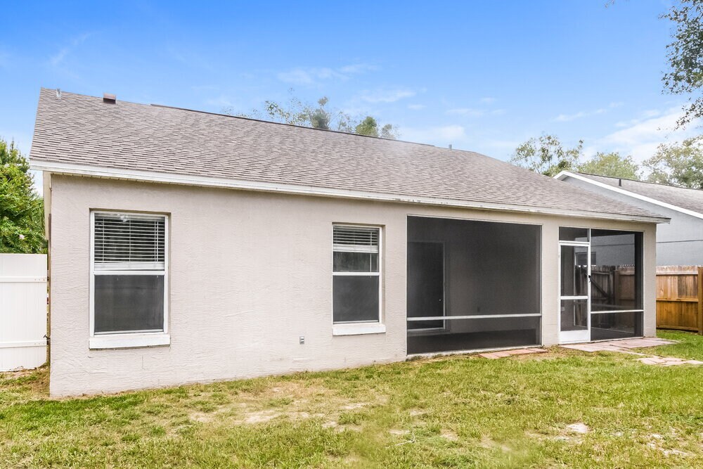 Building Photo - 17104 Cypresswood Way