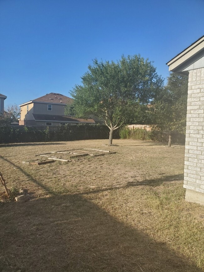 Building Photo - 3504 Rainforest Ln