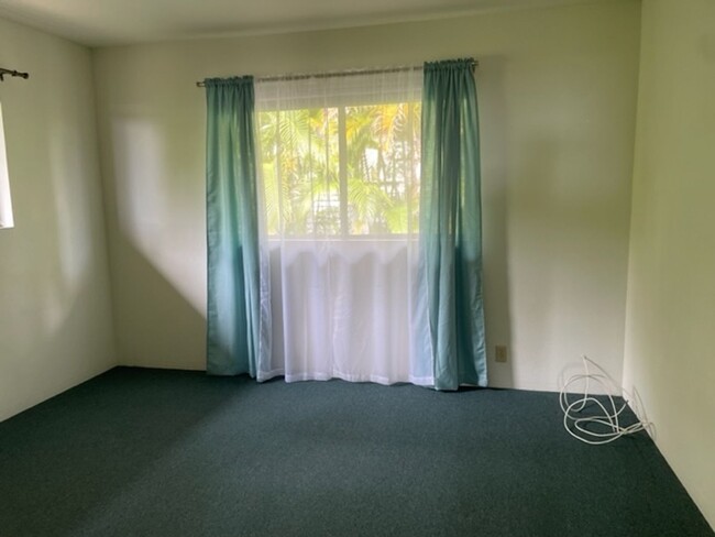 Building Photo - $3,400 / 3br - 3 Bedroom/2 Bath House (Kai...