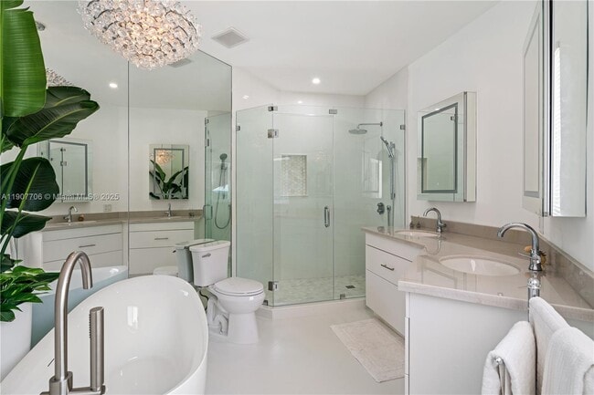 Building Photo - 200 Shore Dr S