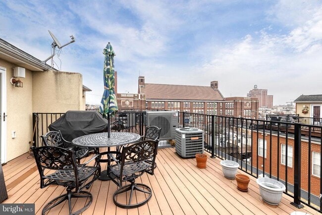 Building Photo - 3307 Fait Ave